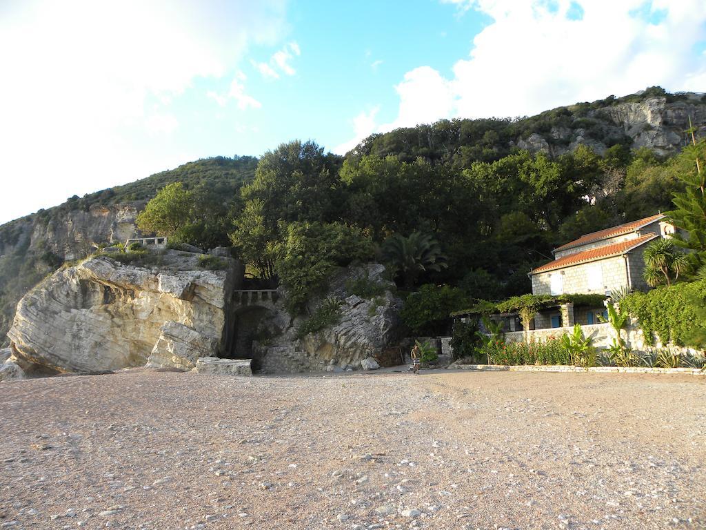 Apartments Almaja Villa Petrovac Buitenkant foto