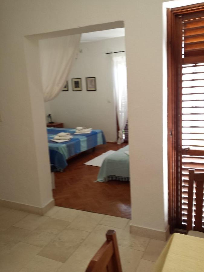Apartments Almaja Villa Petrovac Buitenkant foto